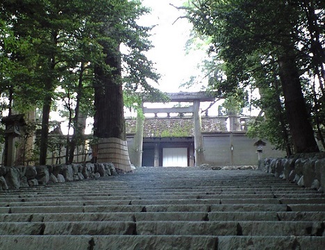 有日本人心靈的故鄉之稱的伊勢神宮(內宮), 約有2000年的悠久歷史