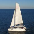 A Luxurious Cruise through the Seas of Pearl Divers